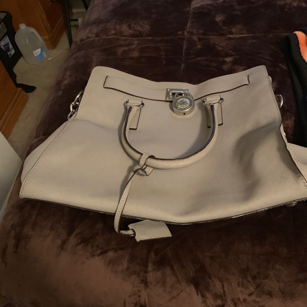 Purse - Picture 2 of 5